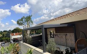 Joli Studio le clos d'Aix avec grande terrasse piscine et parking gratuit